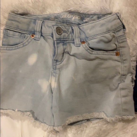 Shorts - Picture 5 of 8